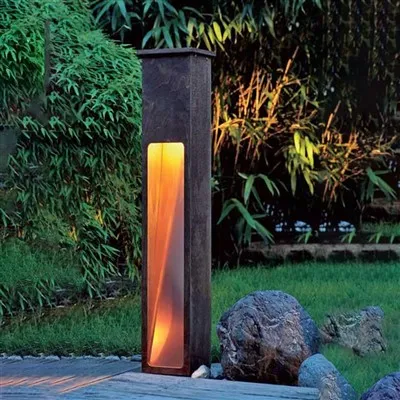 Cahaya Luaran Keluli Corten